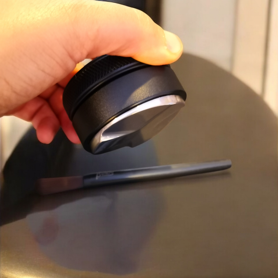 Verteiler 58mm + Reinigungspinsel – Für Kaffeemühlen & Espresso-Maschinen