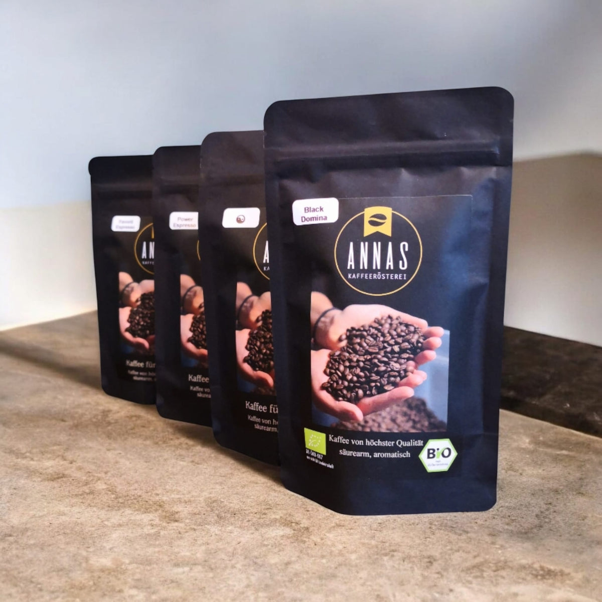Ein exklusives Spar-Set für echte Barista – handverlesen, frisch geröstet und perfekt aufeinander abgestimmt. 
